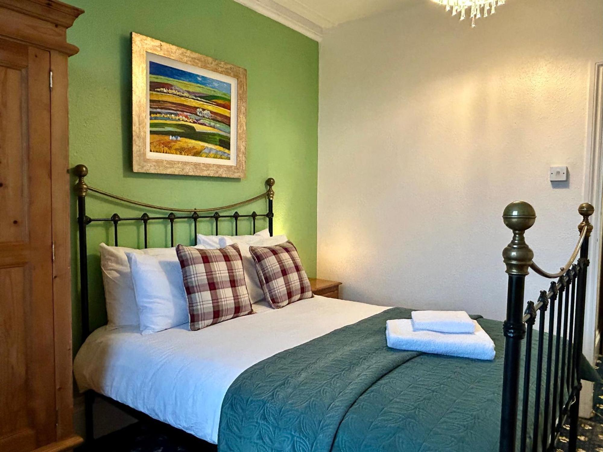 Clarence Quarters Self-Catering Guest House Portsmouth Buitenkant foto