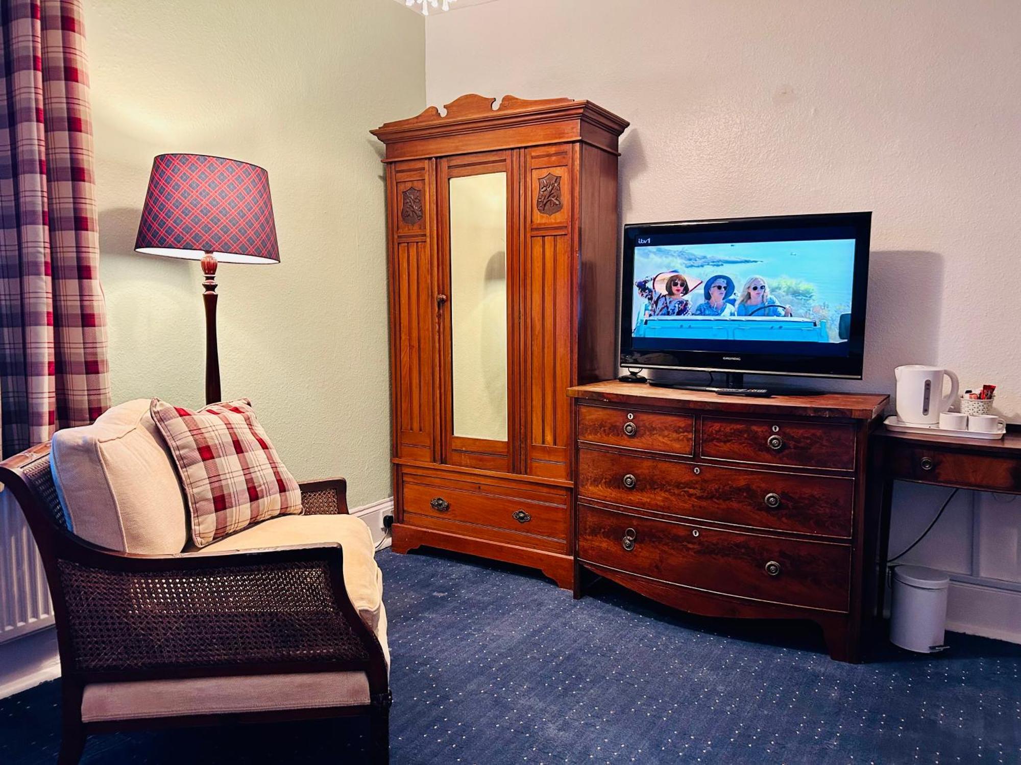 Clarence Quarters Self-Catering Guest House Portsmouth Buitenkant foto