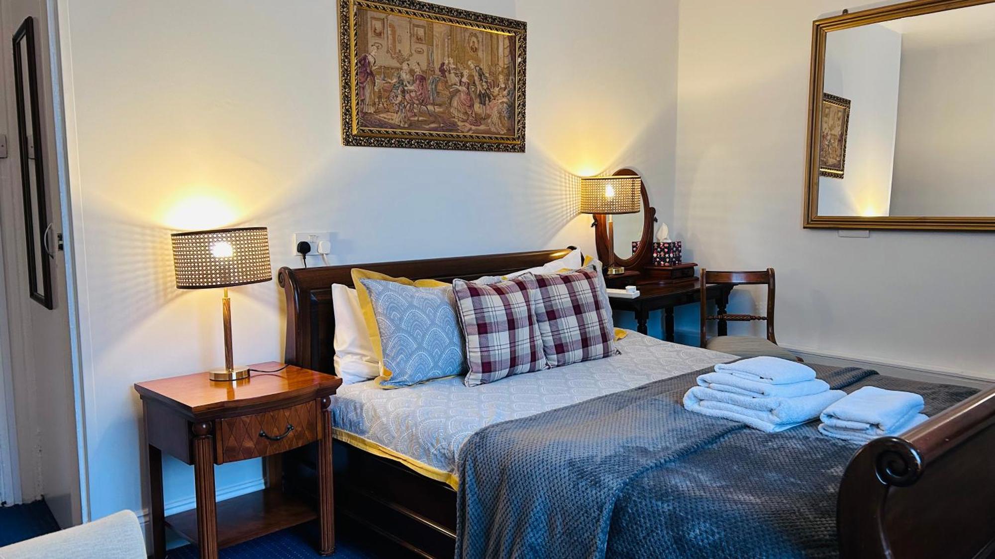 Clarence Quarters Self-Catering Guest House Portsmouth Buitenkant foto