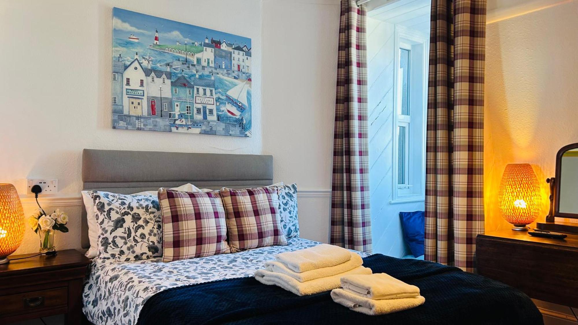 Clarence Quarters Self-Catering Guest House Portsmouth Buitenkant foto
