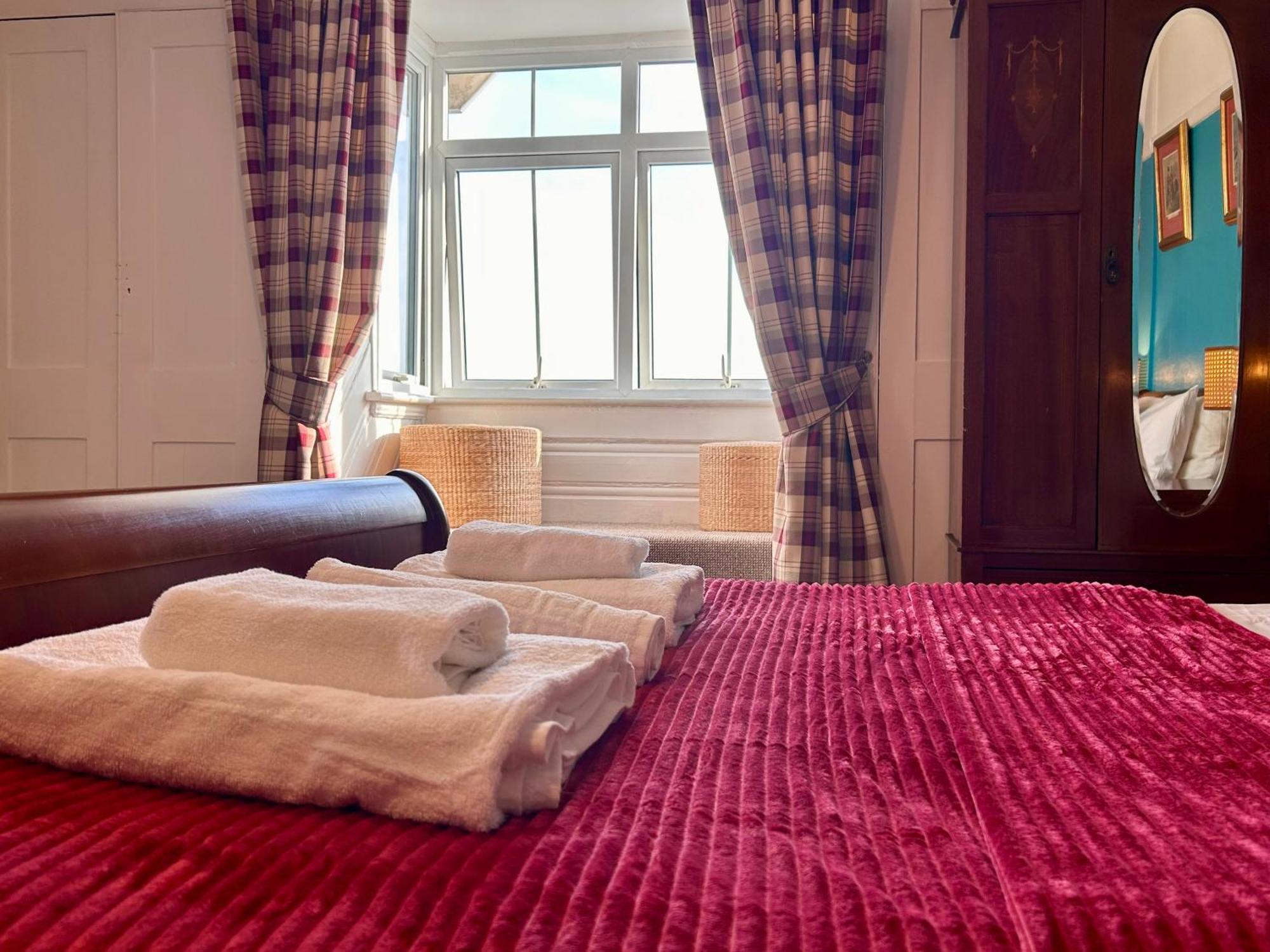 Clarence Quarters Self-Catering Guest House Portsmouth Kamer foto